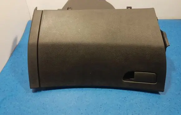 Honda Civic IX Glove box 77500-smg-g010
