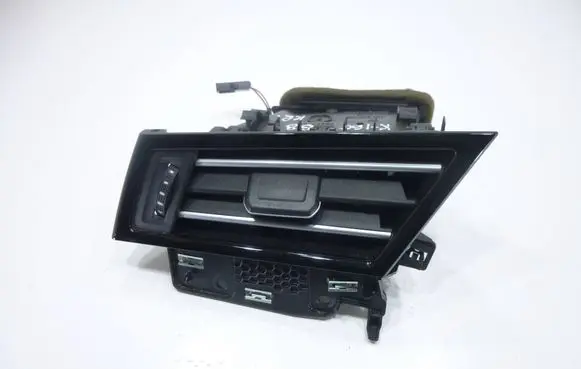 Volkswagen PASSAT B8 Dashboard side air vent grill/cover trim 3G1819701D 0925800505 24042015051