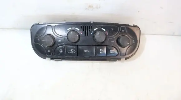 Mercedes-Benz C AMG W203 Interior fan control switch 