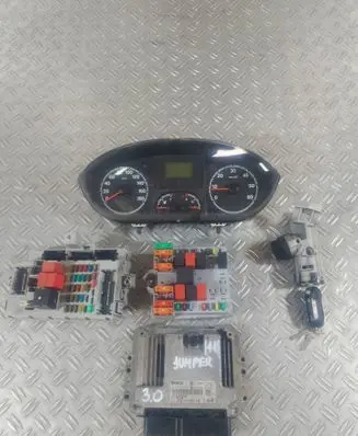 Engine ECU kit and lock set