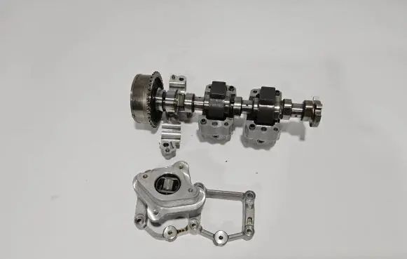 Hyundai i30 Camshaft 2435007170