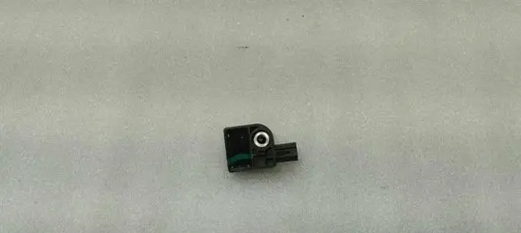 Tesla Model S Airbag deployment crash/impact sensor 100527400B