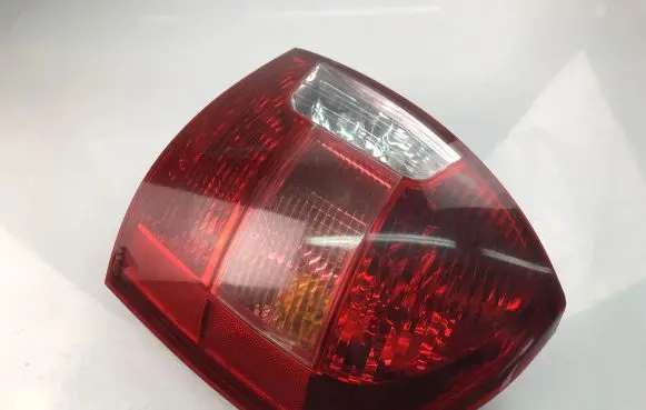 Hyundai Accent Rear/tail lights