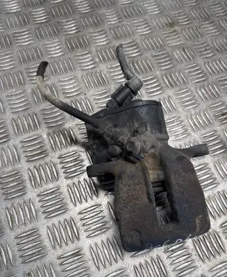 Volkswagen PASSAT B6 Rear brake caliper 5N0615404