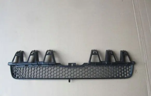 Peugeot Expert Front bumper lower grill