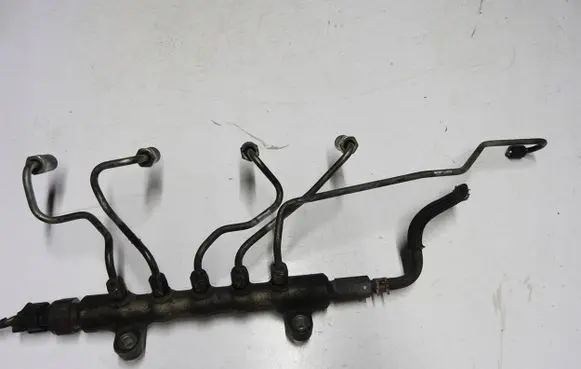 Toyota Auris 150 Fuel main line pipe 