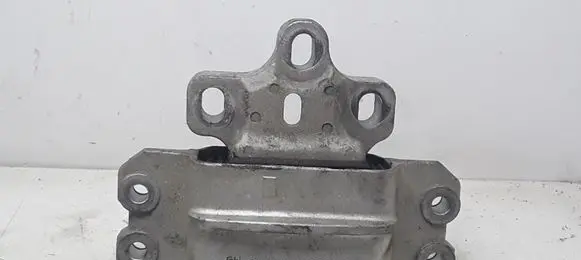 Seat Altea Engine mount bracket 22932620