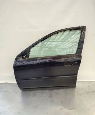 Volvo V70 Front door