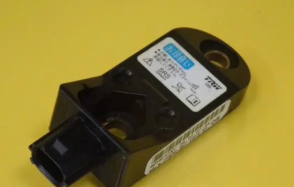 Honda Accord Airbag deployment crash/impact sensor 77930-SEF-E815-M1 77930SEFE815M1