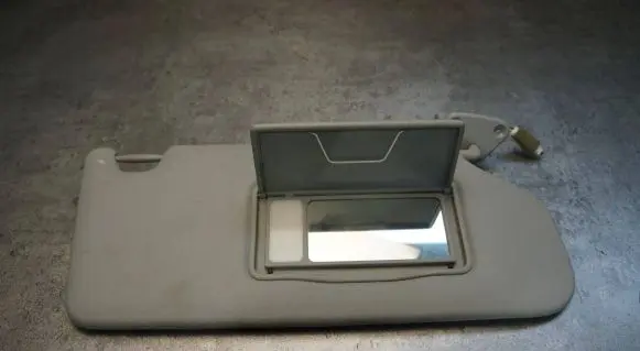 Mitsubishi Outlander Sun visor