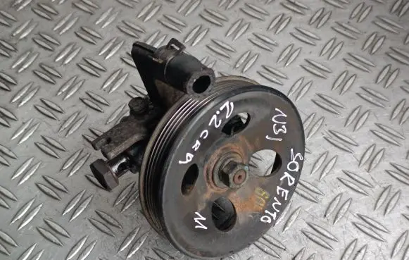 KIA Sorento Power steering pump