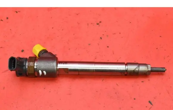 Ford Focus Fuel injector 9828959880