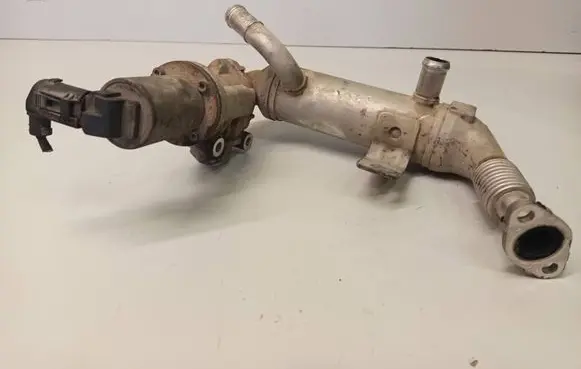 Hyundai i30 EGR valve cooler 284162A410