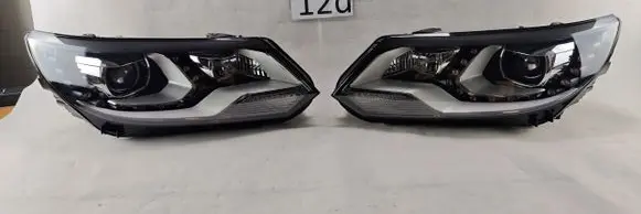 Volkswagen Tiguan Headlights/headlamps set 
