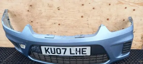 Ford Focus C-MAX Front bumper