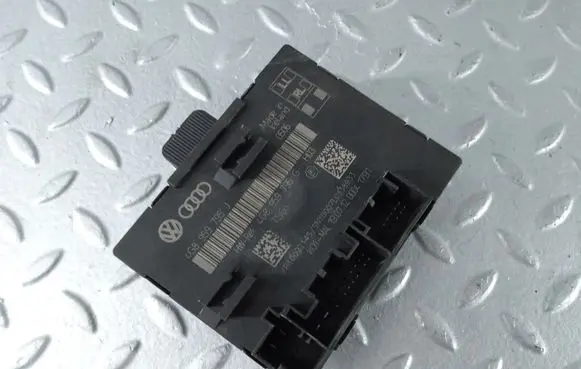 Audi A6 C7 Door control unit/module 4G8959795J 4G8959795G