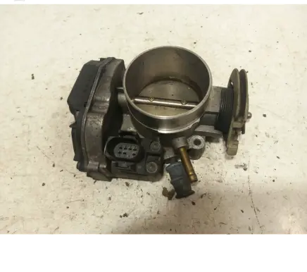 Audi A6 S6 C5 4B Throttle valve 078133063am