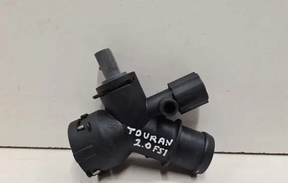 Volkswagen Touran I Engine coolant pipe/hose 1K0122291K