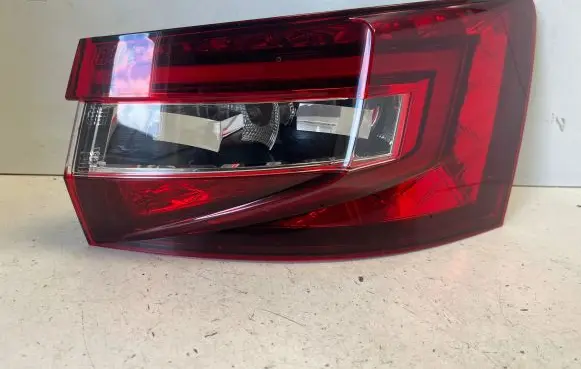 Skoda Superb B8 (3V) Rear/tail lights 3V9945208A 3V9945712 00197720