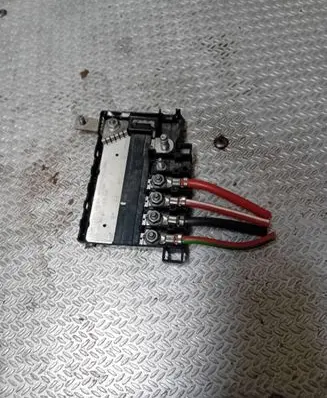 Volkswagen Polo VI Fuse module 2Q0937548E 19902000001 E10716400