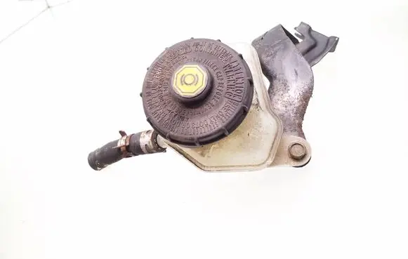 Honda Civic Brake fluid reservoir 