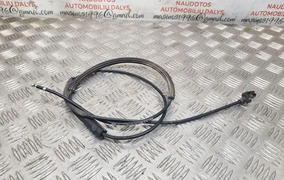 Audi A3 S3 8P Engine bonnet/hood lock release cable 8P0823535B