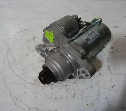 Volkswagen Golf IV Starter motor STX200112