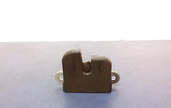 Volkswagen Touran I Tailgate/trunk/boot lock/catch/latch 1T0827505D