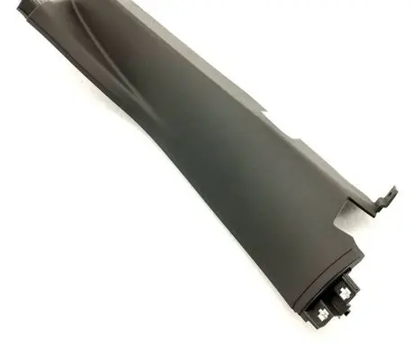 Front wheel arch liner splash guards