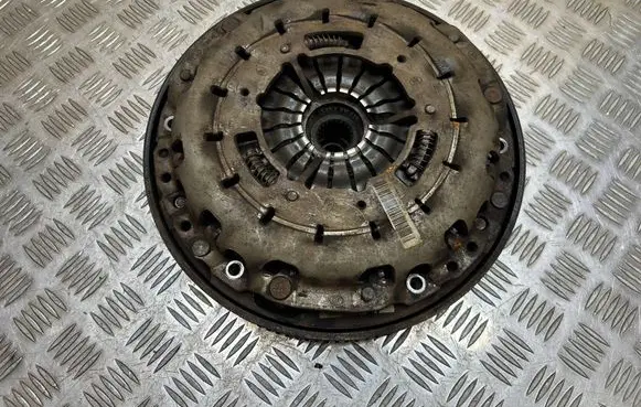 BMW 1 F20 F21 Clutch set kit 7615630 7638349 7615627