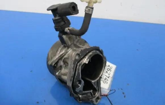 Renault Scenic I Vacuum pump