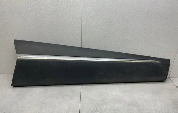 Renault Captur Front door trim (molding) 801867830R