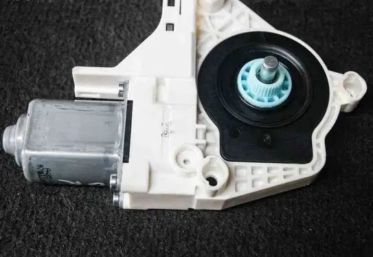 Audi Q3 8U Rear door window regulator motor 8K0959811A