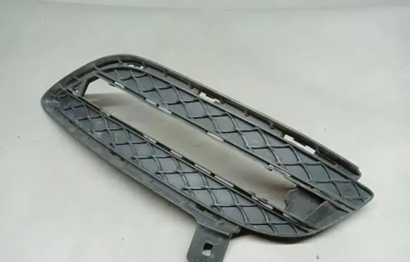 Mercedes-Benz B W246 W242 Front bumper lower grill A2468850722
