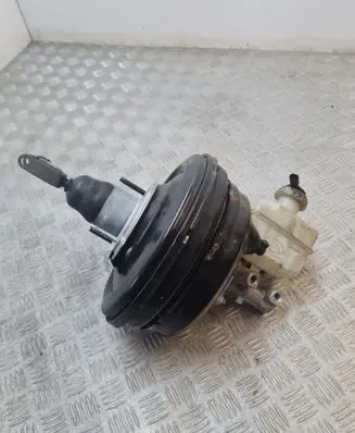 Land Rover Discovery 3 - LR3 Brake booster 