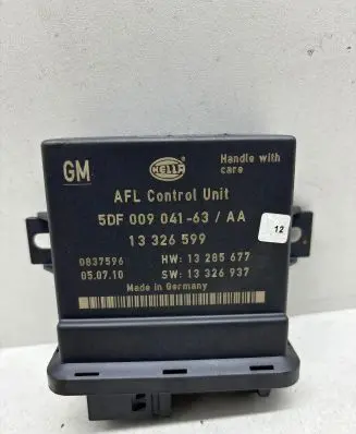 Opel Insignia A Light module LCM 13285677 13326599 5DF00904163