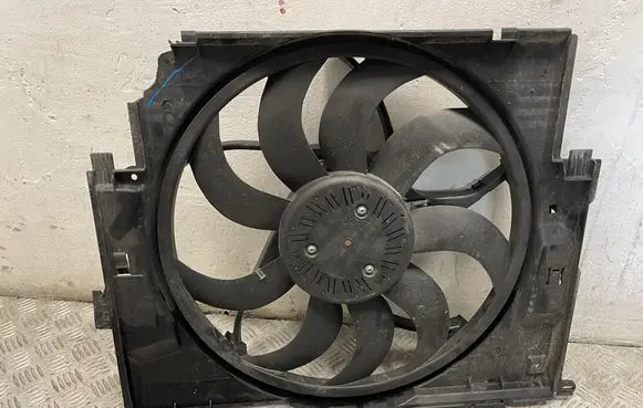 BMW 3 F30 F35 F31 Air conditioning (A/C) fan (condenser) 8641946