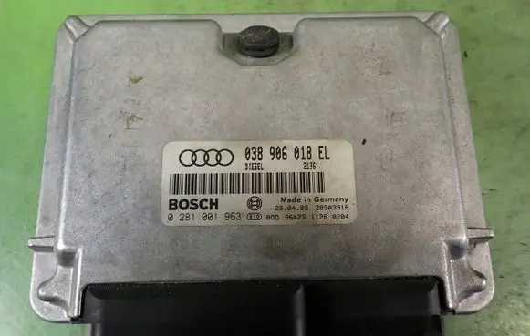 Audi A4 S4 B5 8D Engine control unit/module ECU