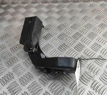 KIA Niro Headlight/headlamp mounting bracket 64117AT000