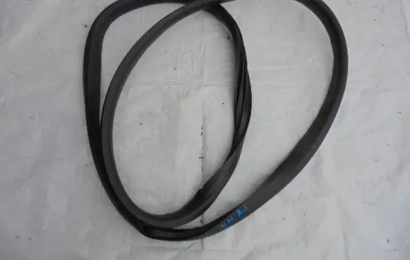 Renault Megane IV Rear door rubber seal (on body) 