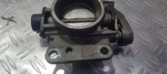 Renault Laguna I Throttle valve 7279700002