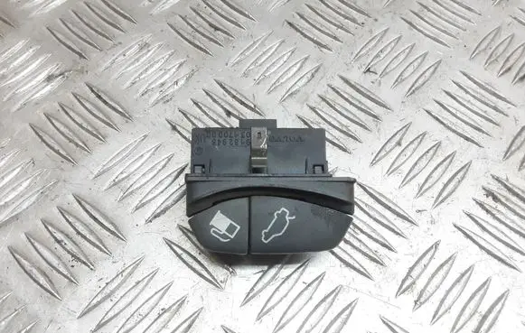 Volvo S70 V70 V70 XC Fuel tank opening switch 9162946