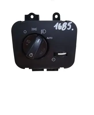 Land Rover Discovery 3 - LR3 Light switch YUD501480PVJ