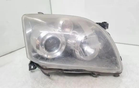 Toyota Avensis T250 Headlight/headlamp 8596724011 KDLT003 35109