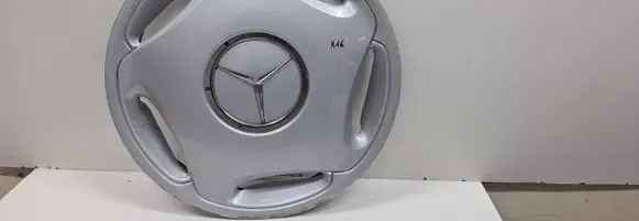 Mercedes-Benz E W210 R16 wheel hub/cap/trim A2104010124