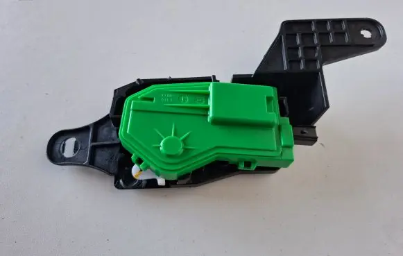 KIA Sportage Fuel tank cap lock 