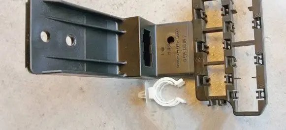 Audi A6 S6 C4 4A Fuse box set 4A0937545D