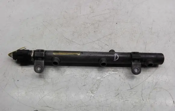 Mercedes-Benz ML W164 Fuel main line pipe A6420702595