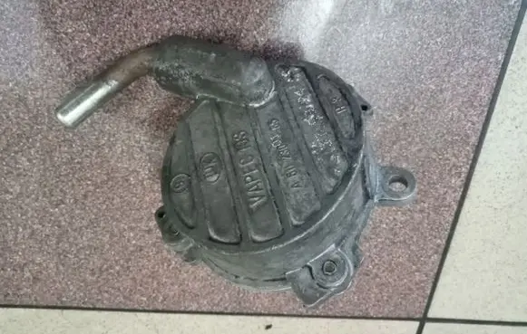 Mercedes-Benz CLK AMG A208 C208 Vacuum pump A61123065