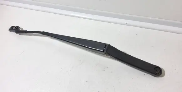 Volkswagen PASSAT B6 Front wiper blade arm 3C1955409C